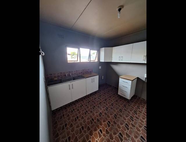 2 BEDROOM PROPERTY TO RENT IN BURLINGTON HEIGHTS